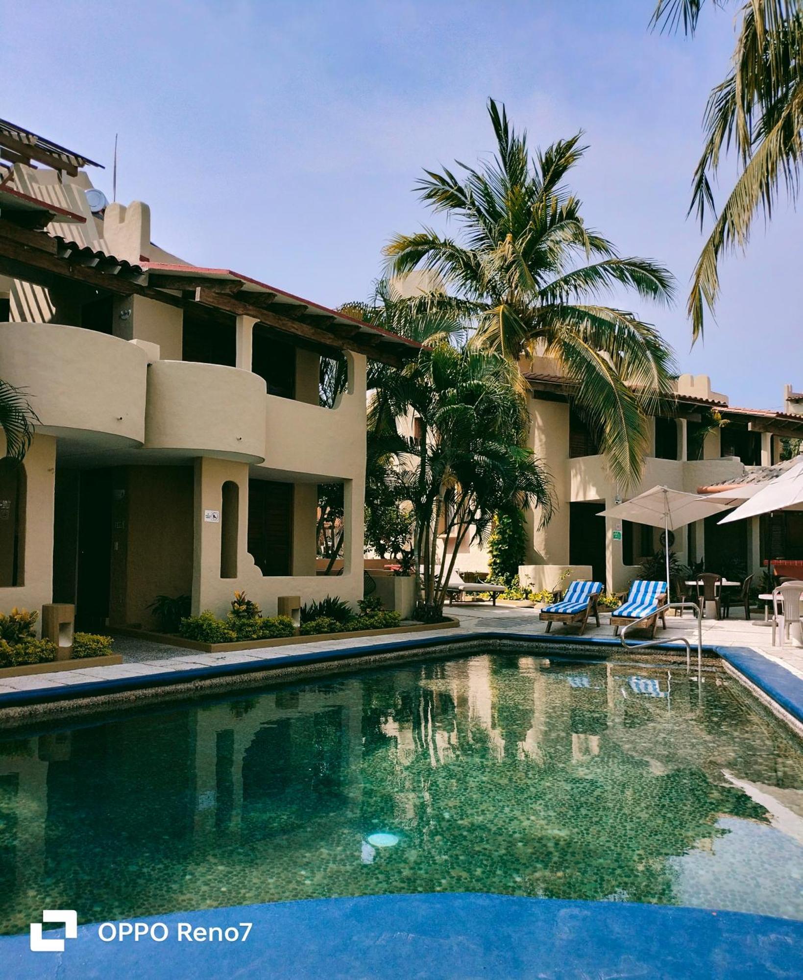 Villas Miramar Zihuatanejo Exteriör bild