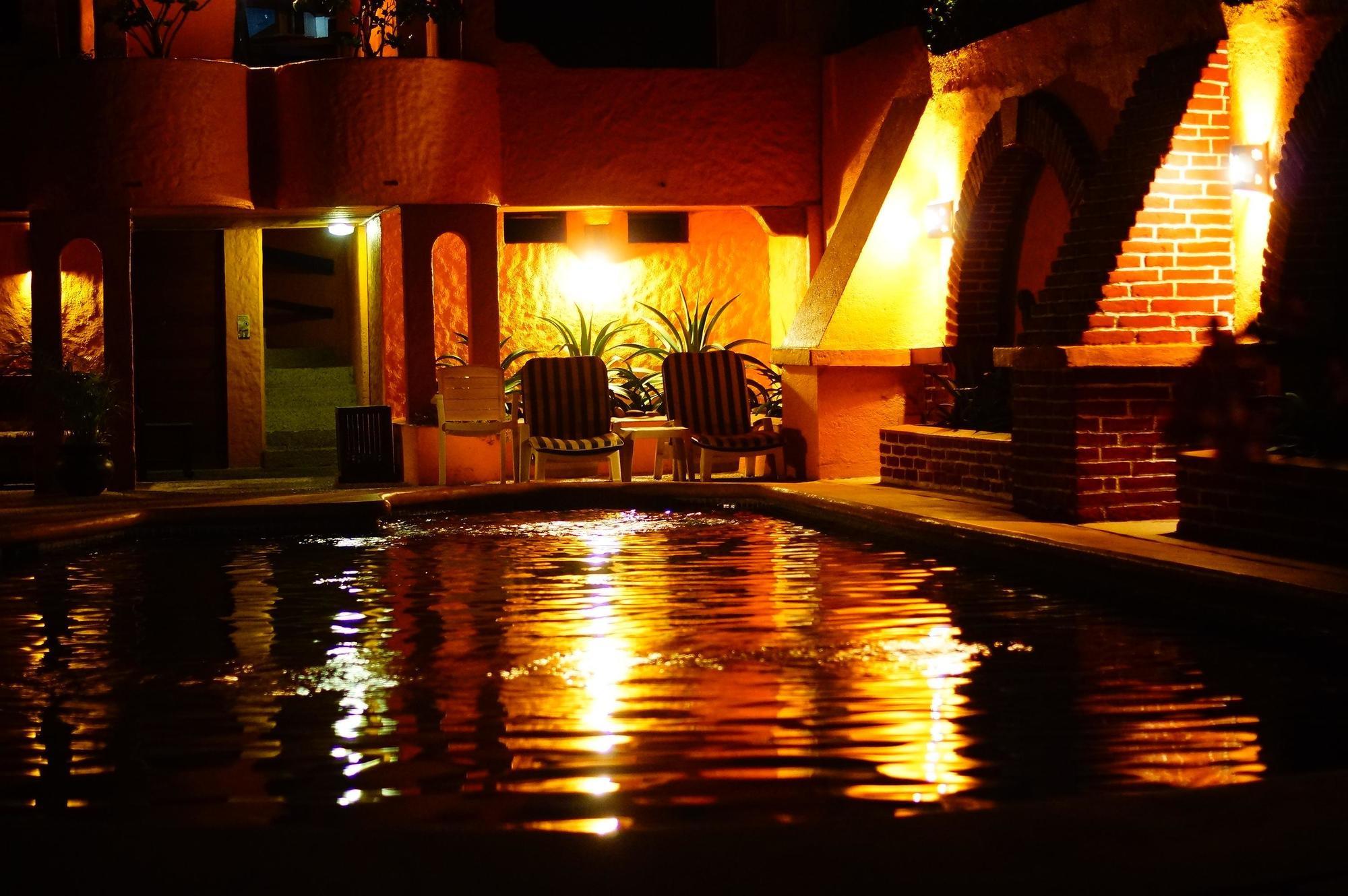 Villas Miramar Zihuatanejo Exteriör bild